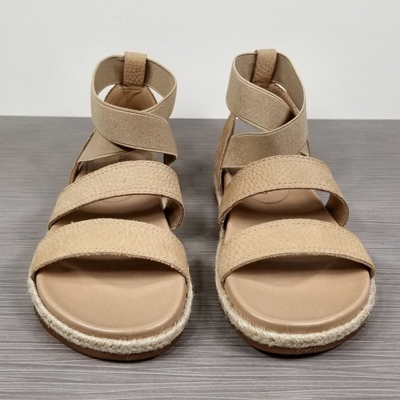 Lucky Brand Dilane Sandals, Stone Embossed Nubuck, Womens Size 6 M / 36.5 - Picture 2 of 13